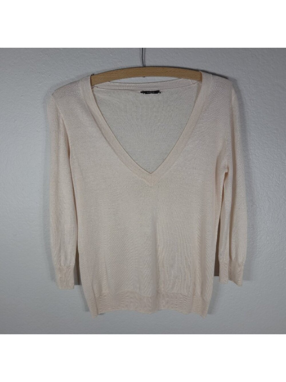 J Crew Women’s XS Lightweight Merino Light Peach Knit Pullover Sweater V Neck